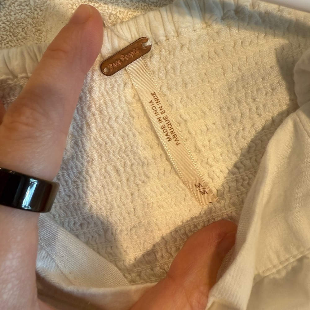 Free People White Crop Top - Picture 3 of 3